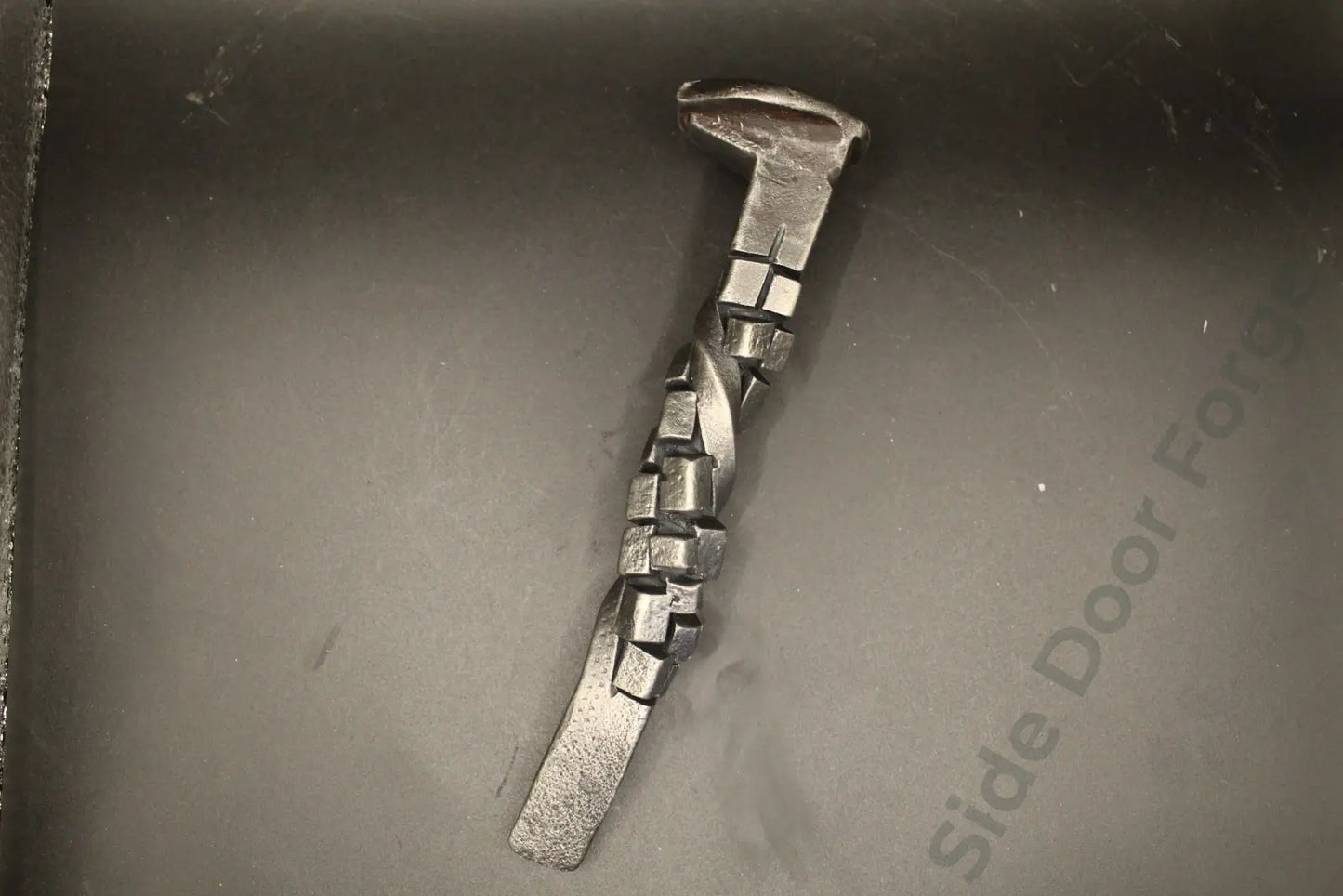 Railroad Spikes Grey / 3 Sided