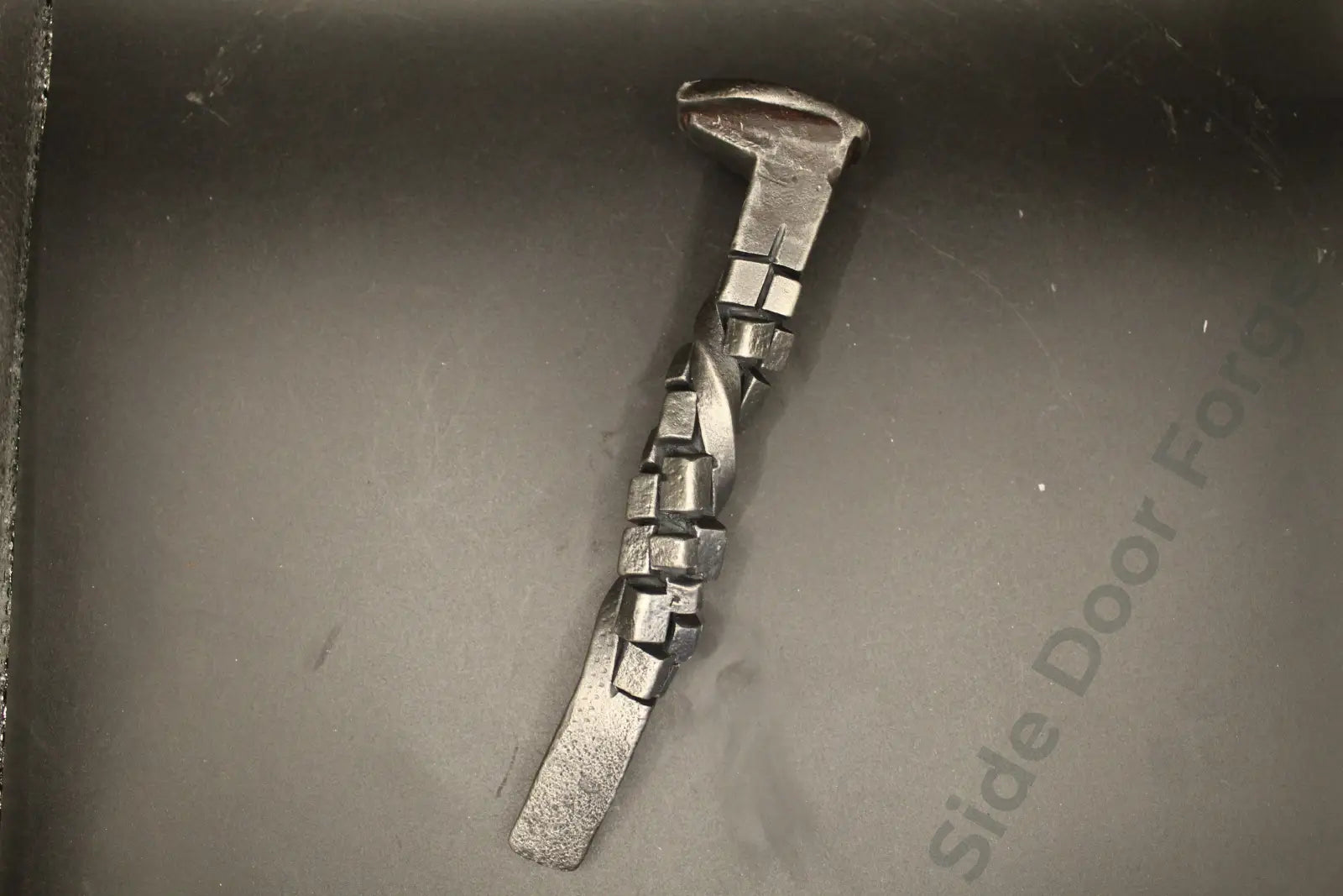 Railroad Spikes Grey / 3 Sided